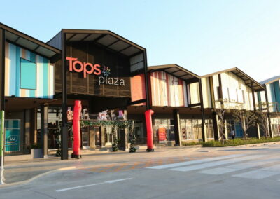 Top Plaza